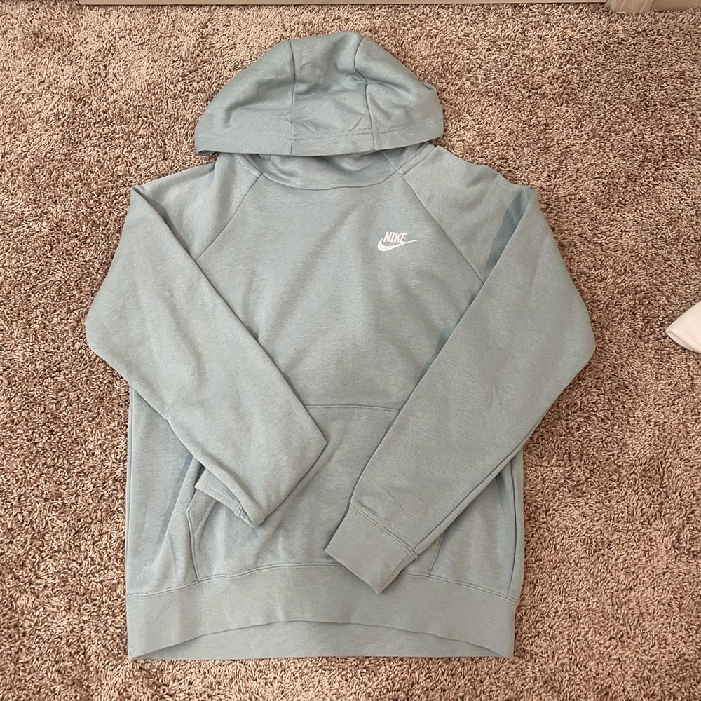 Nike Sweatshirt!